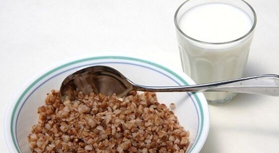 Dieta con trigo sarraceno e kefir